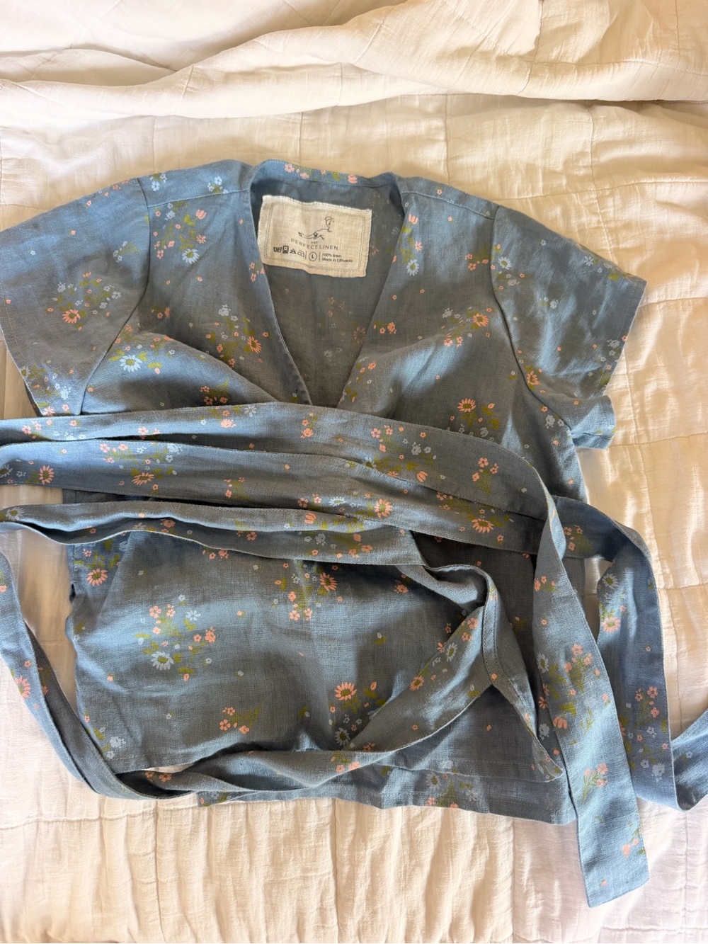 notPERFECTLINEN Chambray Blooms Madrid Wrap Top